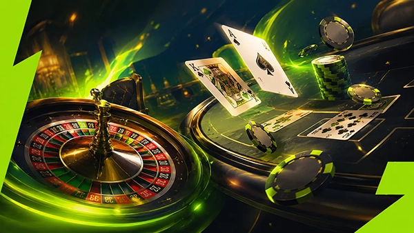 Mesa de ruleta y blackjack con fichas de colores